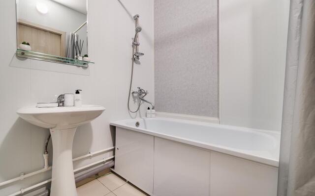 Апартаменты на бульваре Головнина 10