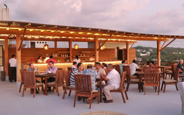 Punta Zicatela Hotel