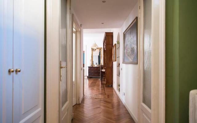 Sophisticated apt near Duomo