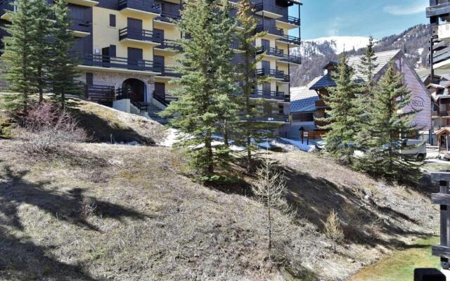 Appartement Risoul, 1 pièce, 4 personnes - FR-1-330-86