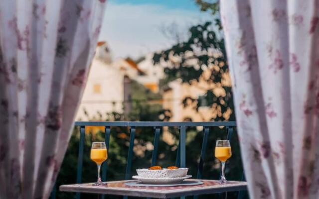 Sandra - quiet & close to the beach - SA1(2)