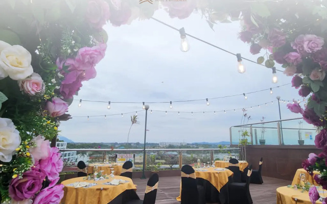 Hock Lee Hotel & Residences
