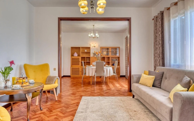 Casa do Valentim a Home in Madeira