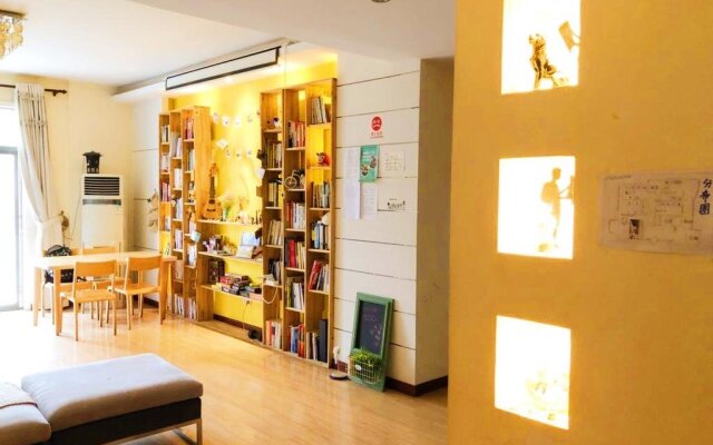 Wuhan Zhihu Youth Space Hostel