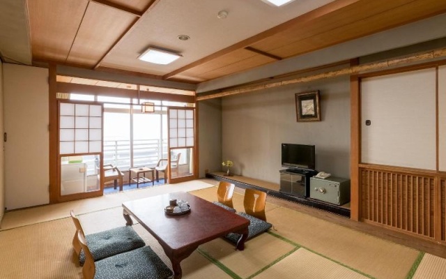 Oyo 661 Marutora Bekkan – Guest Rooms – Nishio