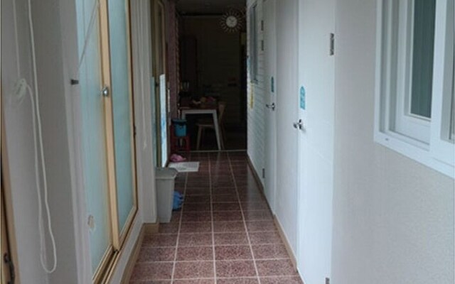 Gurye Ddo Ddo Guest House