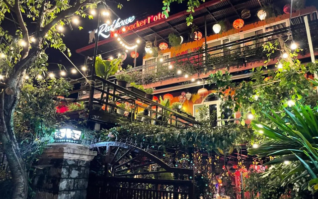 Redhouse Backpacker Hostel