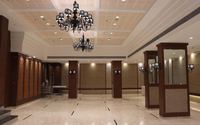 Hotel Golden Nest - Thane