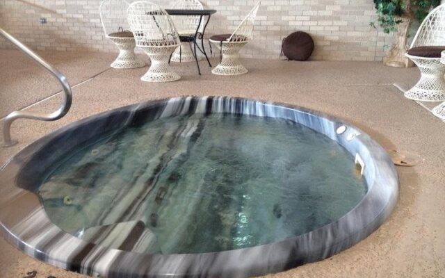 Magnuson Grand Hotel Fayetteville