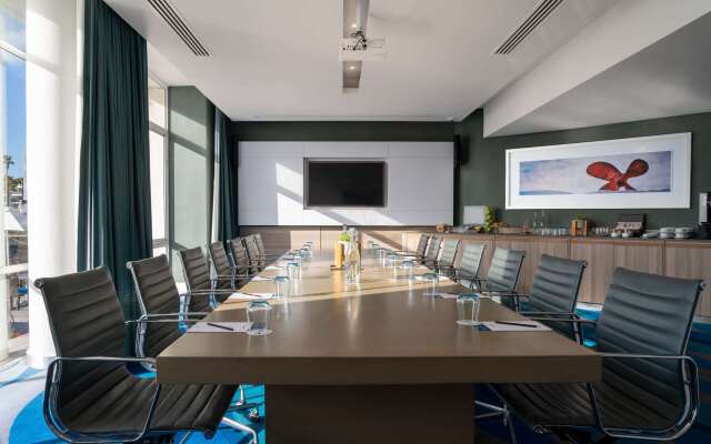 Radisson Collection Hotel, Waterfront Cape Town