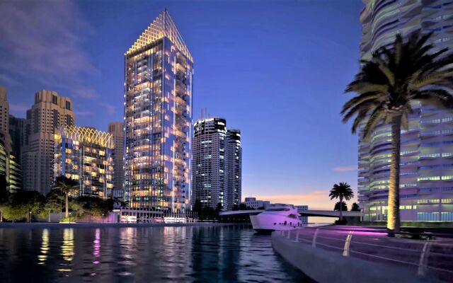 Amazing 1BR apartment with waterfront views!