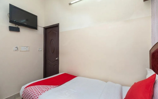 Rajeswari Tower by OYO Rooms