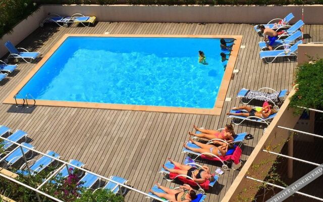 Résidence Coeur de Cannes Beach