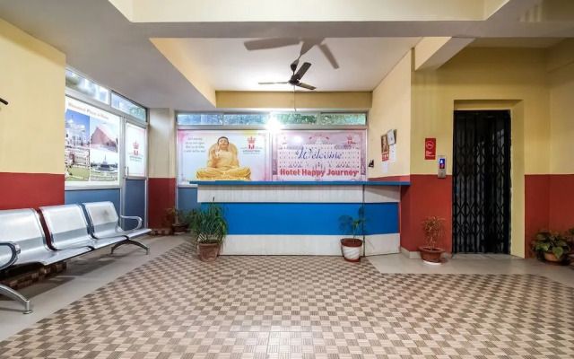 OYO 10337 Hotel Happy Journey