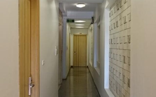 An Tuong Hotel 1