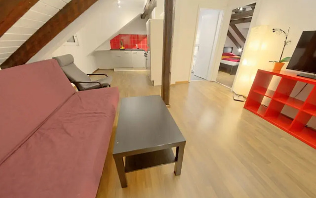 ZH Strawberry - Oerlikon Hitrental Apartment