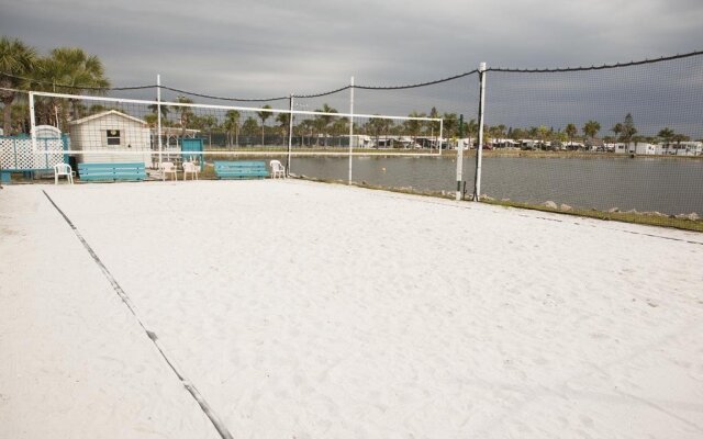 Siesta Bay RV Resort