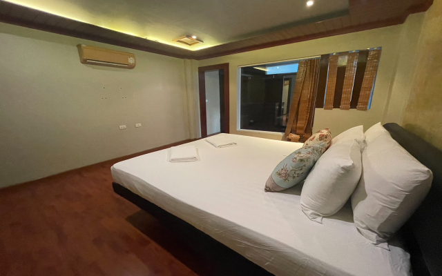 Landmark Patong Hotel by ZUZU