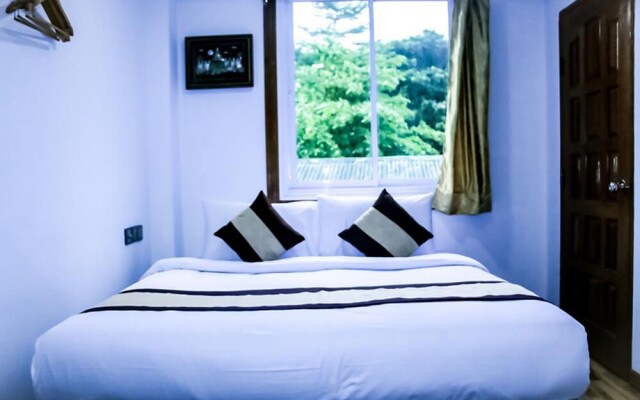 The LODGE Yangon B&B