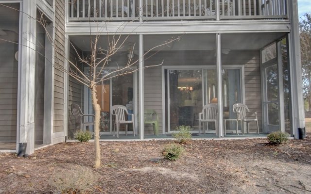 #41A True Blue - 2 Br condo by RedAwning