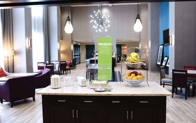 Hampton Inn & Suites Des Moines/Urbandale