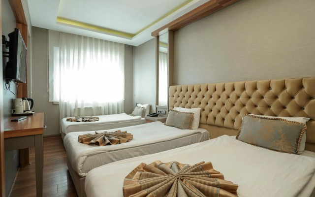 Enerji Hotel