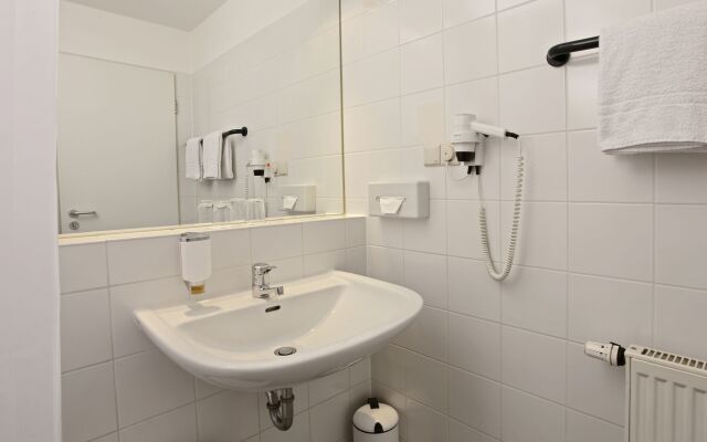 Holiday Inn - The Niu, Blade Solingen