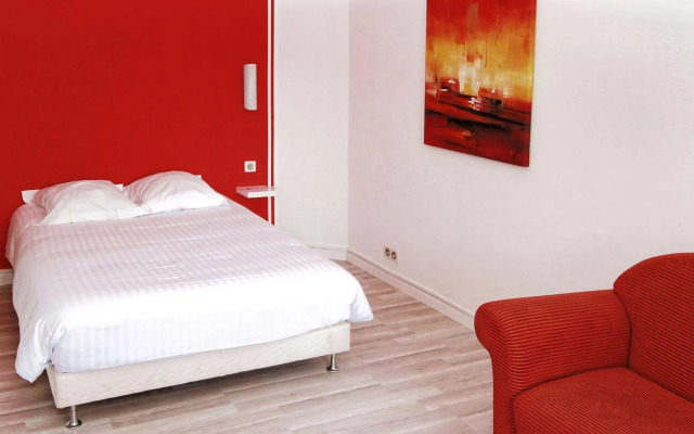 Logis Hotel Des Pyrenees Rest. La Pergola