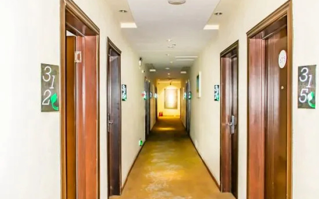 Hello Hotel