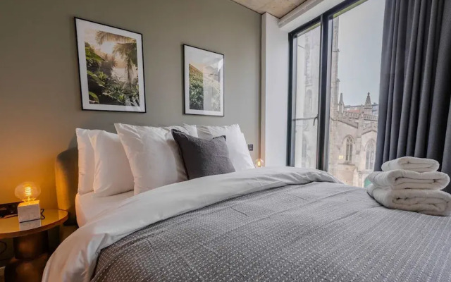 Midori Suite 2BR City Views