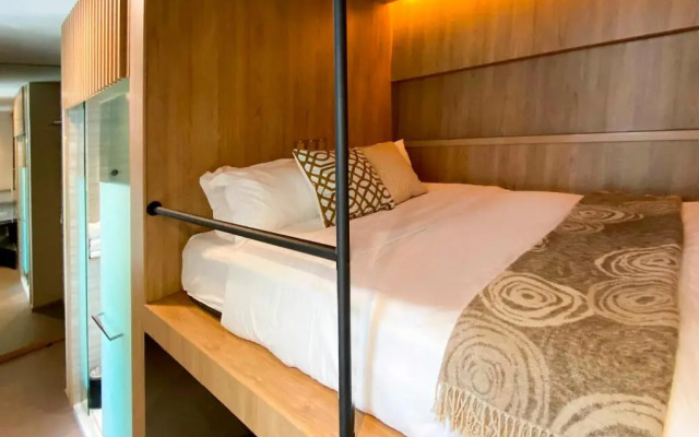 ST Signature Tanjong Pagar, DAYUSE, 8 hours: 10AM-6PM