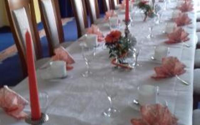 Hotel am Wariner See