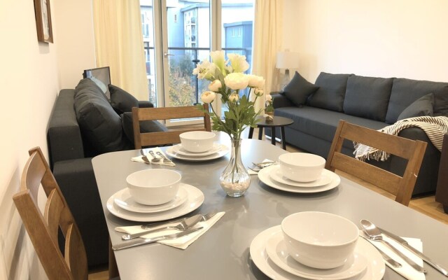 Platinum 2 Bedroom Apartment by Creatick