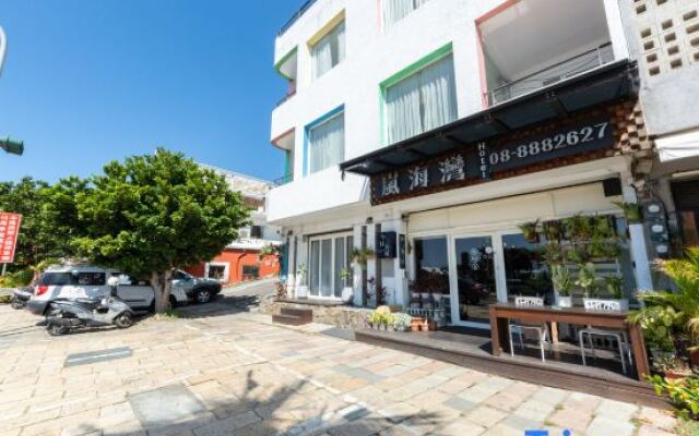 Yoyo Resort