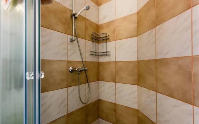 Modern Apartment Arena Near the Beach Jaz