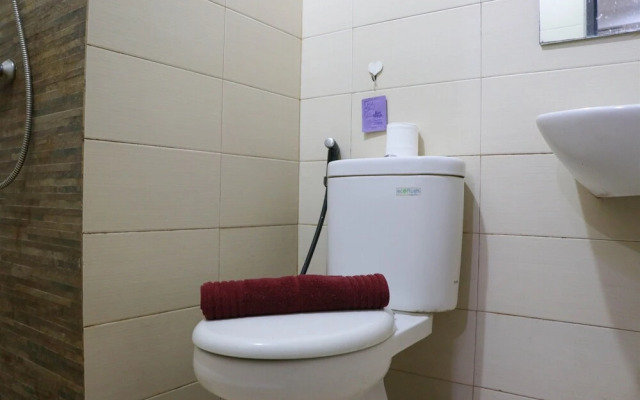 Comfort 1Br At Sky Terrace Apartment