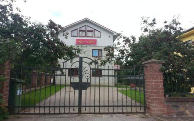 Riia Villa