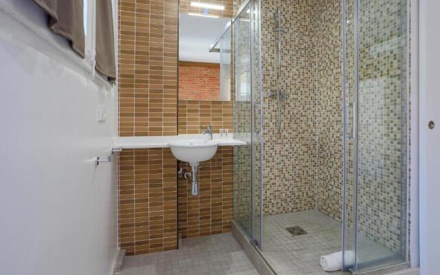 BBarcelona Corsega Flats