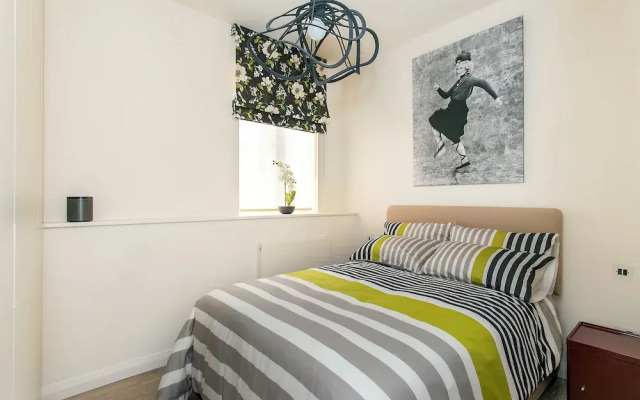 Ultra Modern 1-bedroom Apartment in Soho