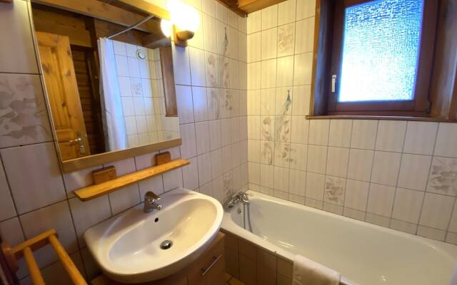 Le Val Joli - Hotel Restaurant