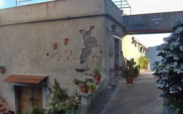 Tenuta Mauri - Agriturismo Vota