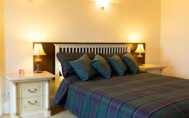 Ahaven B & B