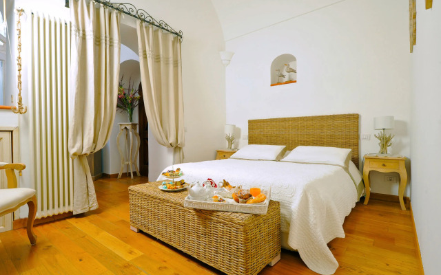 Villa Mary Suites