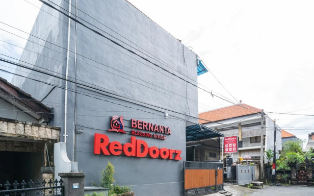 RedDoorz @ Jalan Gunung Talang Mahendradatta