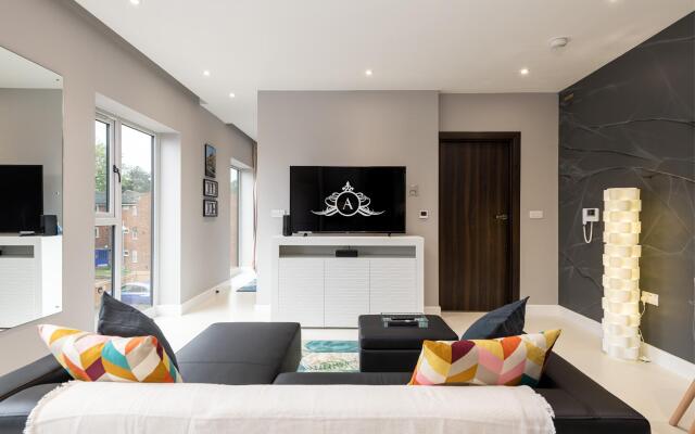 Amazing 1-Bed Apartment