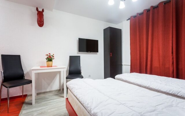 Apt on Chetvyortaya Sovetskaya 8 ap7