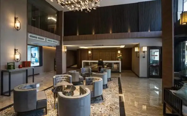 Christee Suites Hotel
