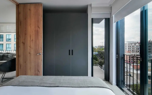 w Spectacular Loft w Balcony in El Nogal