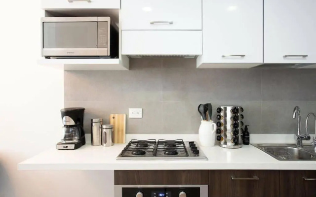 Skyline 2 NEW 2BR/2Bath Apt PRIVATE POOL/ROOFTOP