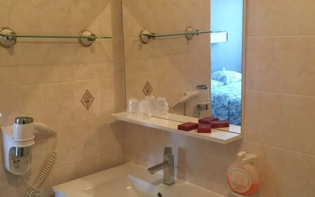 Hôtel Restaurant Le Commerce